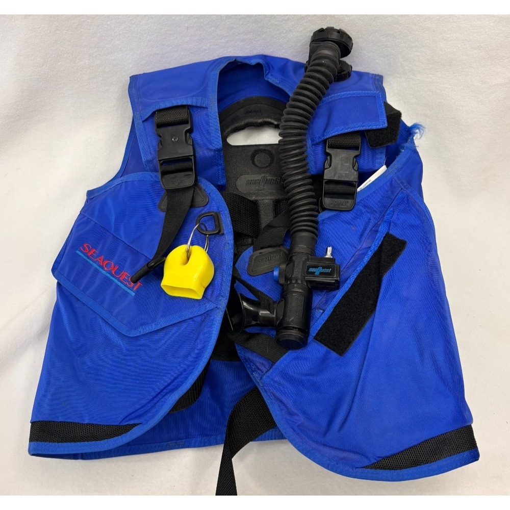 SeaQuest Size M Scuba Diving Inflatable Vest